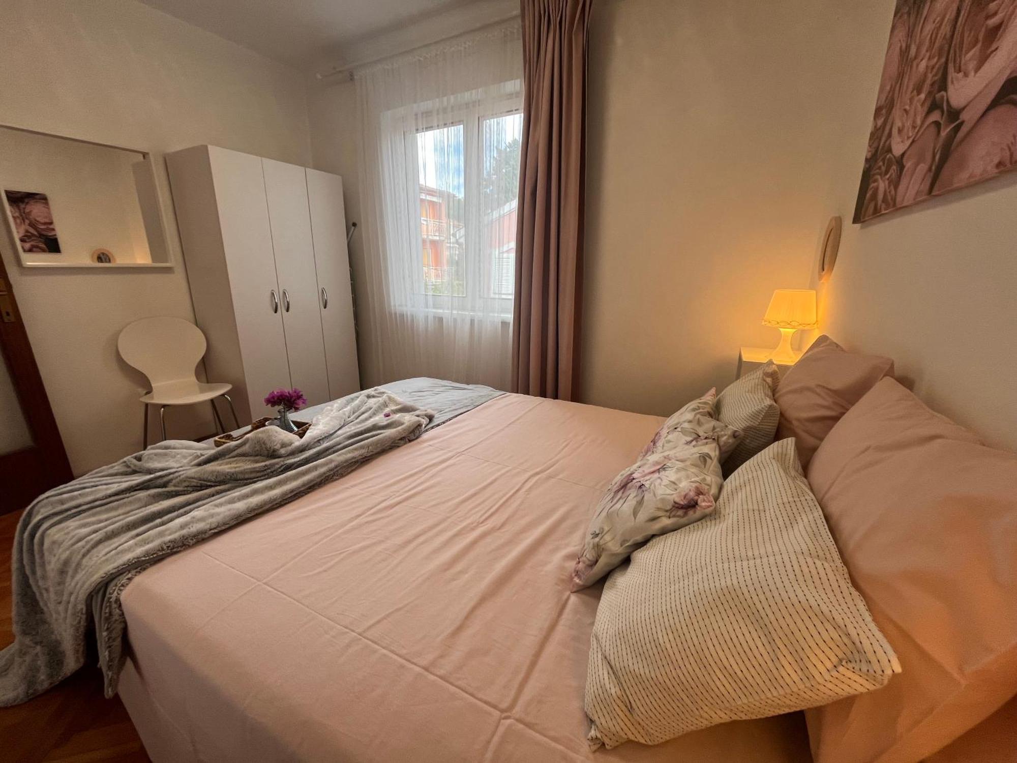 Apartment With A Sea View بولا المظهر الخارجي الصورة