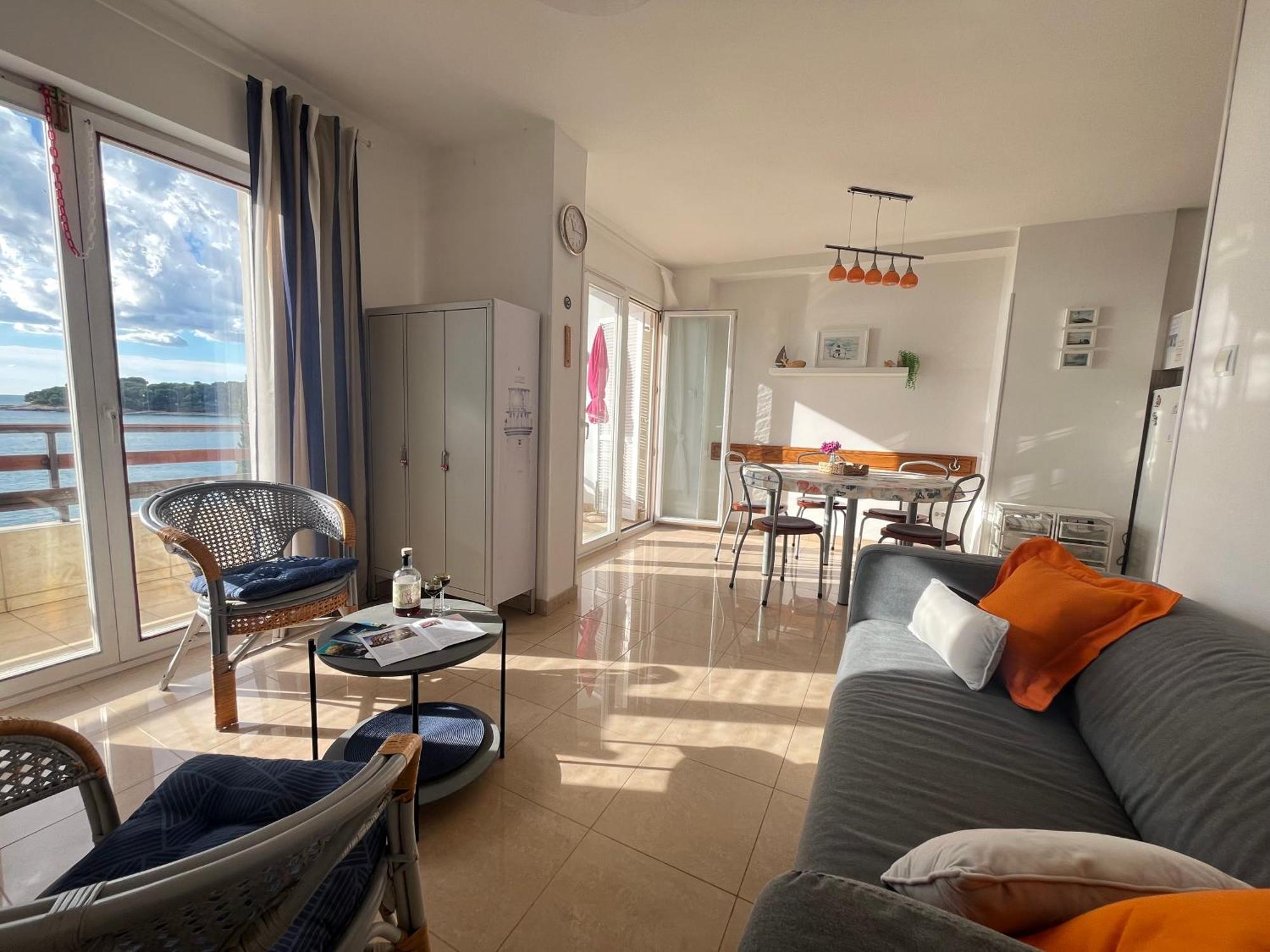 Apartment With A Sea View بولا المظهر الخارجي الصورة